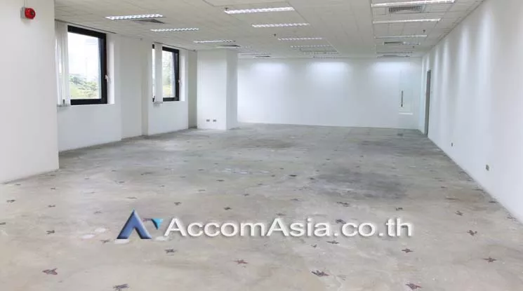 7  Office Space For Rent in Ploenchit ,Bangkok BTS Ploenchit at 208 Wireless Road Building AA17625
